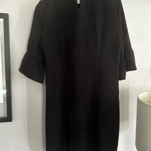 Back bell sleeve shift dress